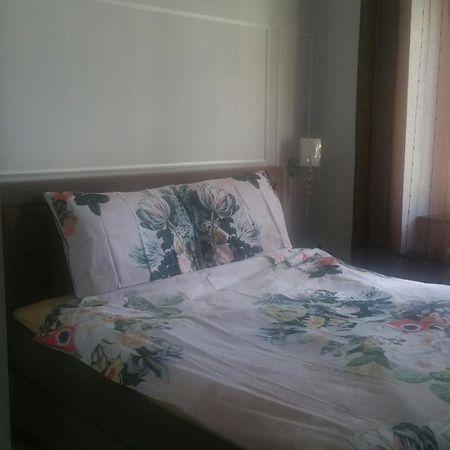 Astronomiczny Apartament , Mieszkanie 2 Pokojowe. Parking. Torun Luaran gambar