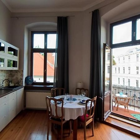 Astronomiczny Apartament , Mieszkanie 2 Pokojowe. Parking. Torun Luaran gambar