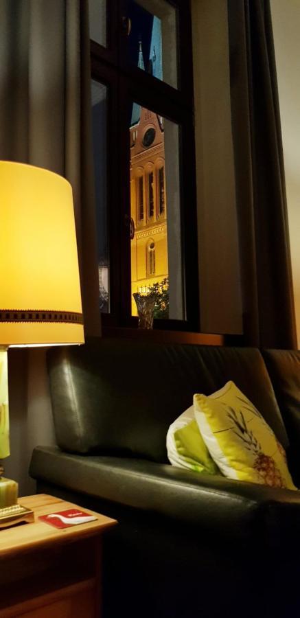 Astronomiczny Apartament , Mieszkanie 2 Pokojowe. Parking. Torun Luaran gambar