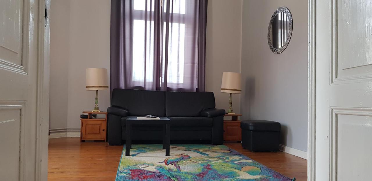 Astronomiczny Apartament , Mieszkanie 2 Pokojowe. Parking. Torun Luaran gambar